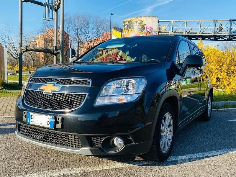 Usata Chevrolet Orlando 141 CV (103 kW) 2013 Nero Monovolume