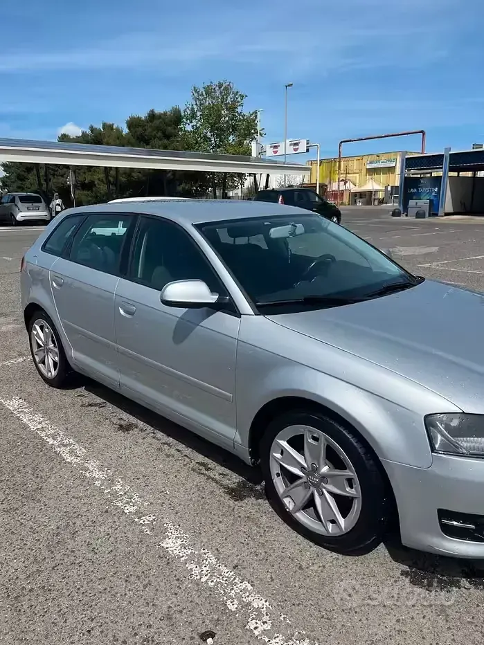 Usata Audi A3 90 CV (66 kW) 2012 Grigio Utilitaria