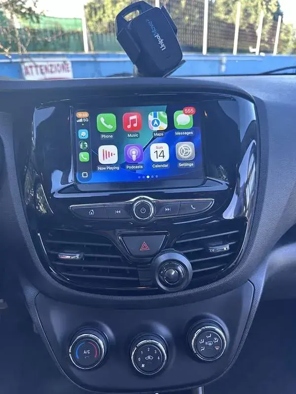 Usata Opel Karl Rocks 73 CV (53 kW) 2018 Utilitaria