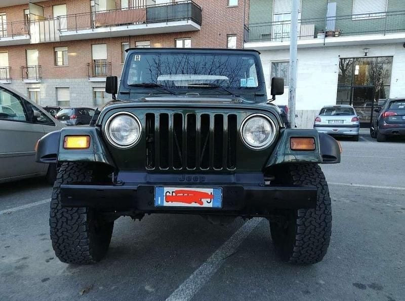 Usata Jeep Wrangler Sport 177 CV (130 kW) 1997 SUV