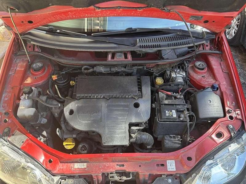 Usata Fiat Punto Active 69 CV (50 kW) 2003 Utilitaria