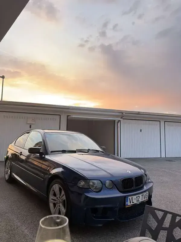 Begagnad BMW 320 Sport Line 150 HK (110 kW) 2004 Sedan