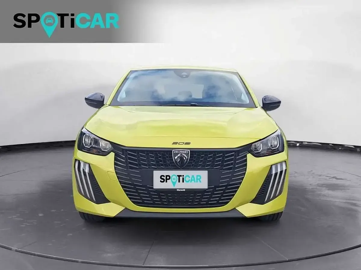 Usata Peugeot 208 Active 75 CV (55 kW) 2023 Giallo Utilitaria