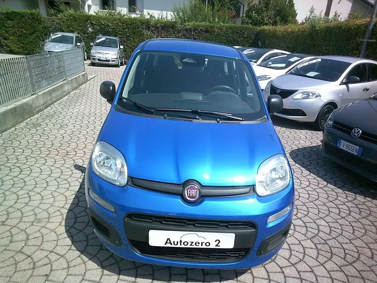Nuova Fiat Panda Icon 65 CV (47 kW) 2026 Blu italia met Utilitaria