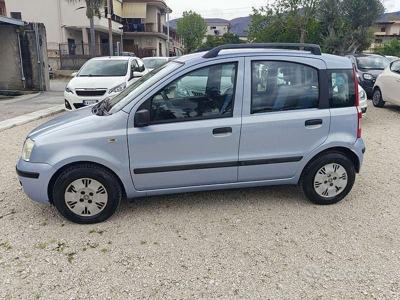 Usata Fiat Panda Dynamic 60 CV (44 kW) 2009 Blu Utilitaria