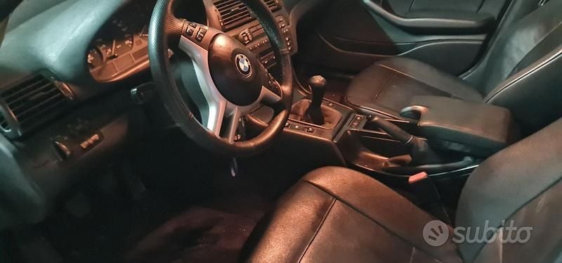 Usata BMW 320 116 CV (85 kW) 2005 Grigio Station wagon