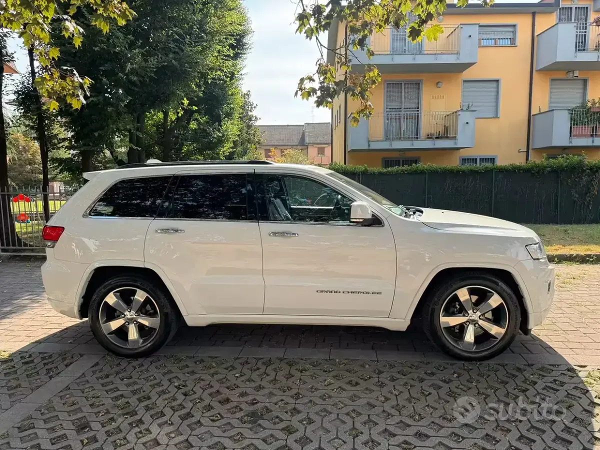 Usata Jeep Grand Cherokee 250 CV (183 kW) 2015 Bianco SUV