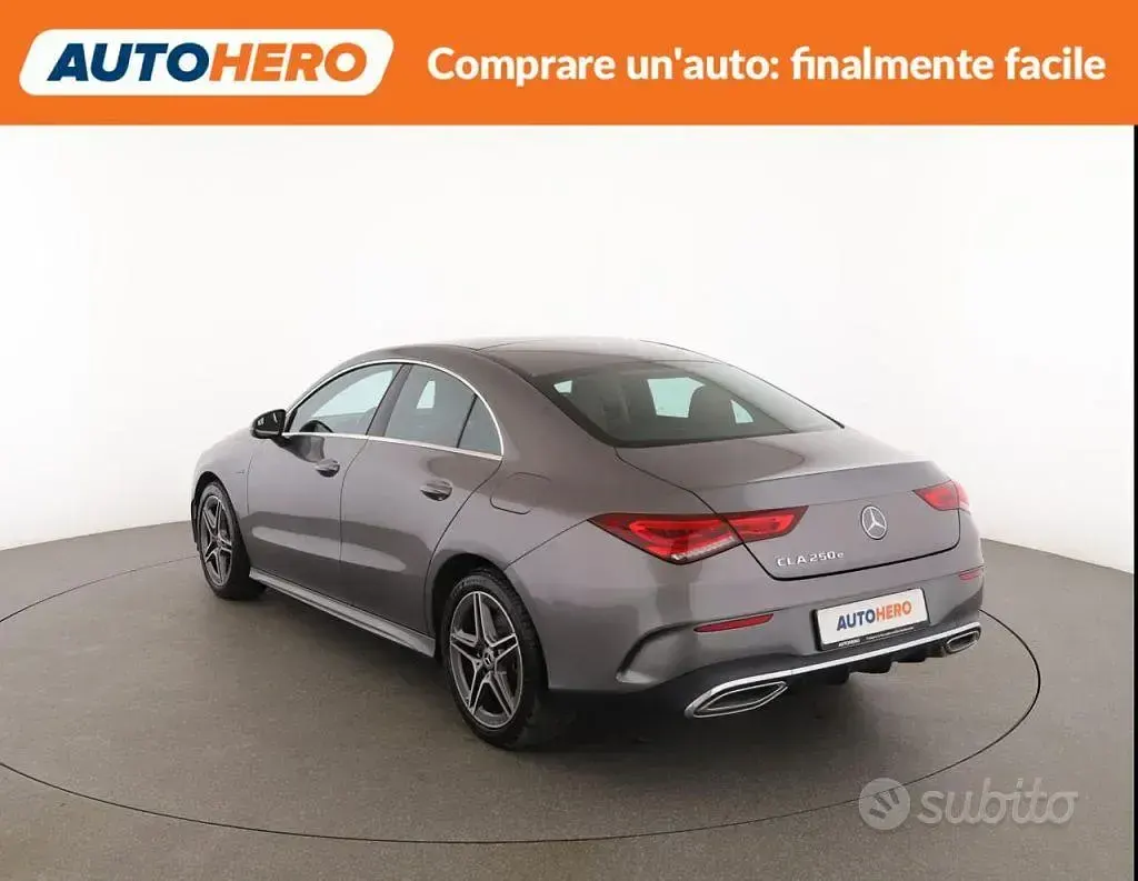 Usata Mercedes CLA250e Premium 160 CV (117 kW) 2021 Grigio Berlina