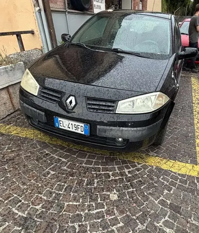 Usata Renault Mégane Dynamique 120 CV (88 kW) 2005 Berlina