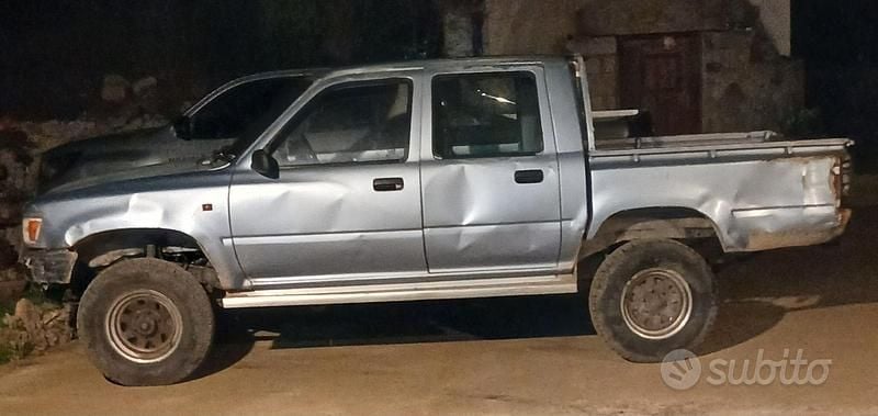 Usata Toyota HiLux 97 CV (71 kW) 1989 Pick-up