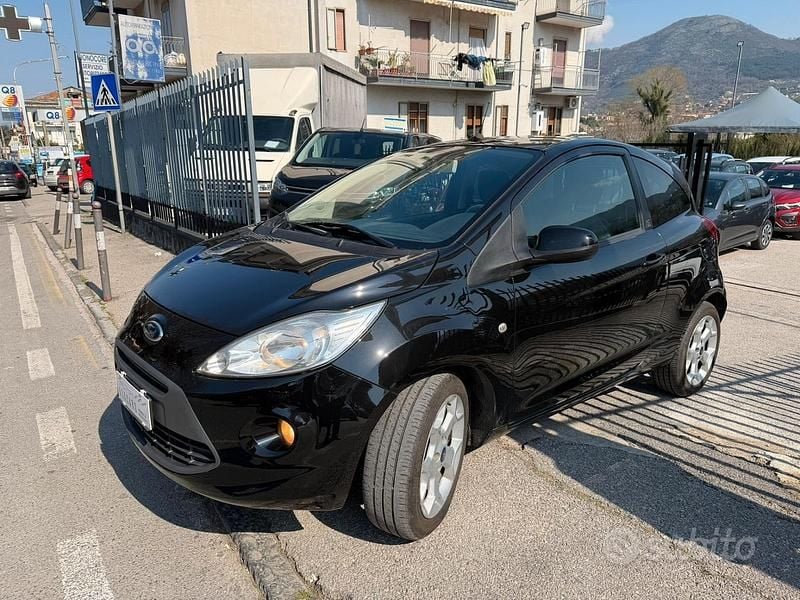 Usata Ford Ka Titanium 69 CV (50 kW) 2009 Nero Utilitaria