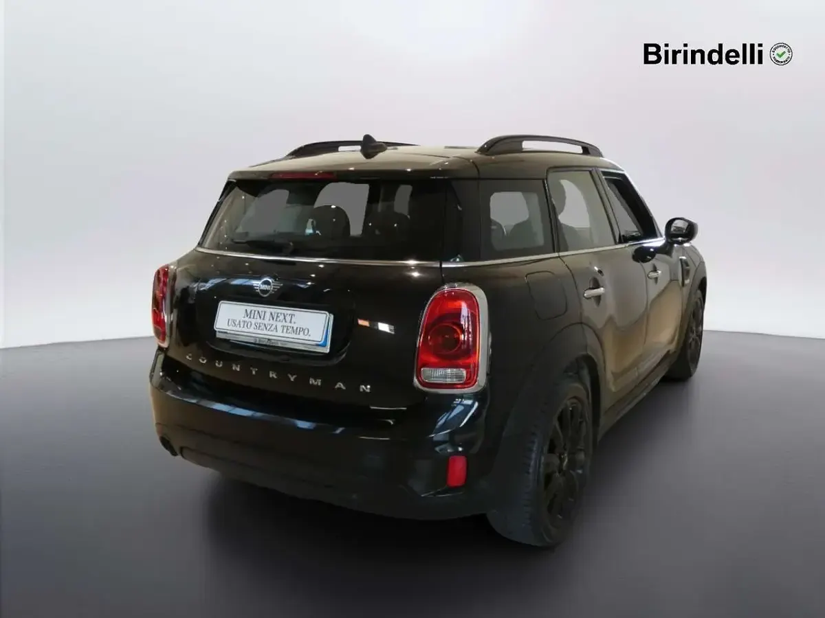 Usata Mini One D Countryman Business 116 CV (85 kW) 2020 Midnight black metallic SUV