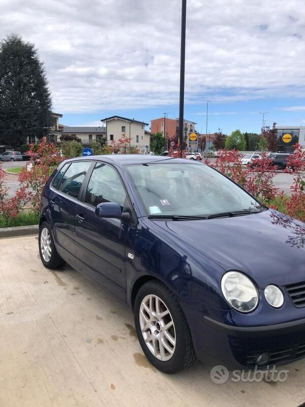 Usata VW Polo 2004 Blu Berlina