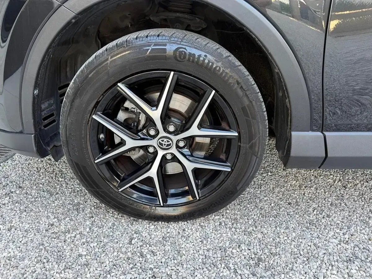 Usata Toyota RAV4 Style 143 CV (105 kW) 2016 Nero SUV