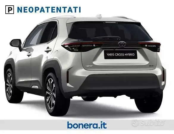Nuova Toyota Yaris Cross Trend 131 CV (96 kW) 2026 Bianco SUV
