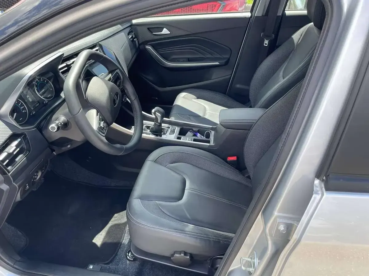 Usata DR DR 3.0 114 CV (83 kW) 2025 Argento SUV