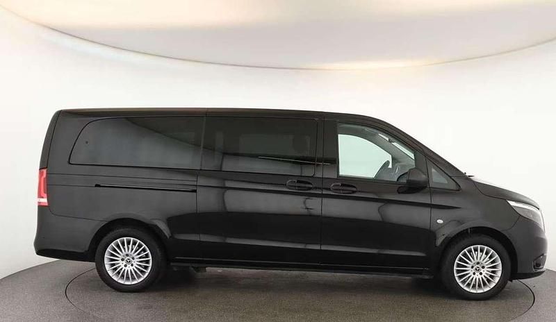 Usata Mercedes Vito 258 CV (189 kW) 2023 Nero Furgone