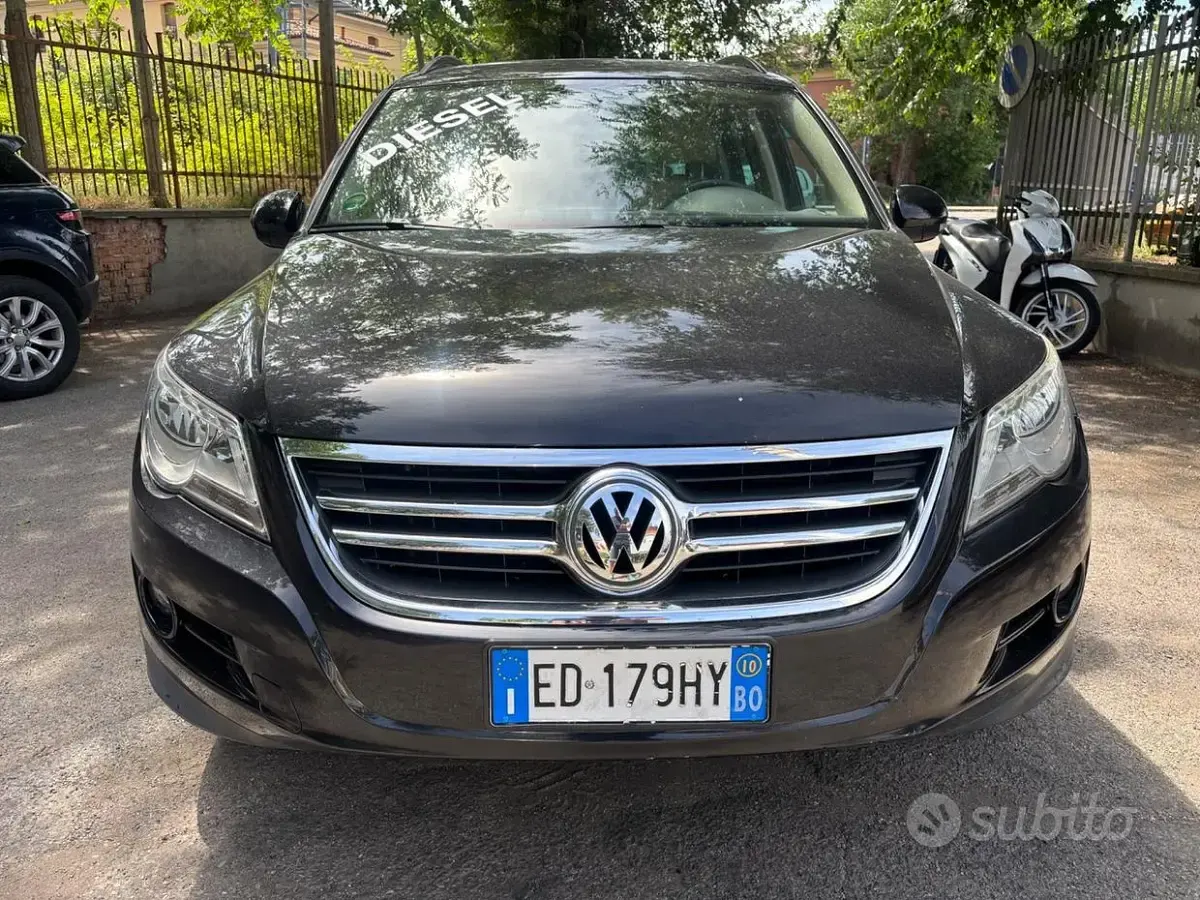 Usata VW Tiguan Sportline 140 CV (102 kW) 2010 Nero SUV