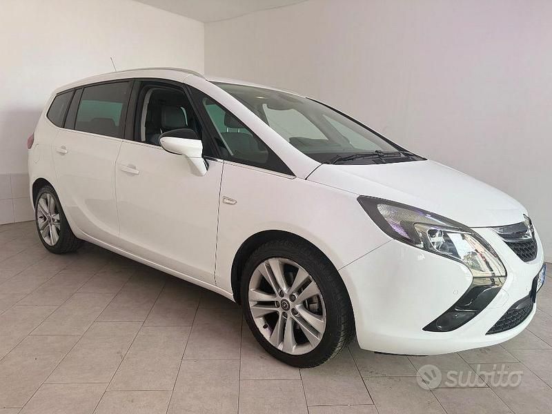 Usata Opel Zafira Tourer Cosmo 136 CV (100 kW) 2015 Bianco Monovolume