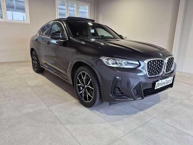 Usata BMW X4 Efficient Dynamics 190 CV (139 kW) 2022 Grigio SUV