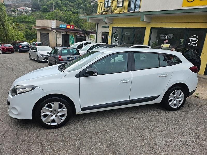 Usata Renault Mégane 90 CV (66 kW) 2012 Bianco Berlina