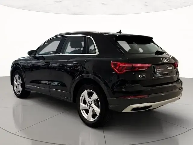Usata Audi Q3 Advanced 150 CV (110 kW) 2023 Nero mito metallizzato SUV