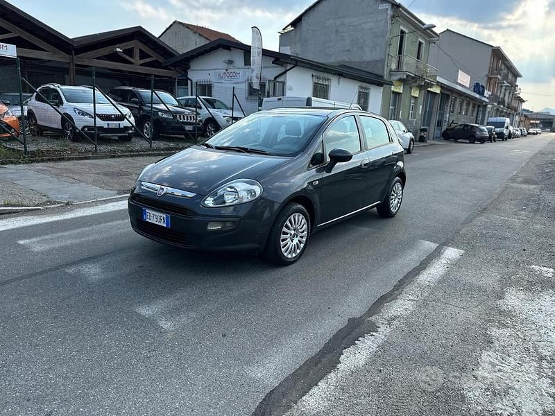 Usata Fiat Punto Evo Dynamic 65 CV (47 kW) 2010 Nero Utilitaria