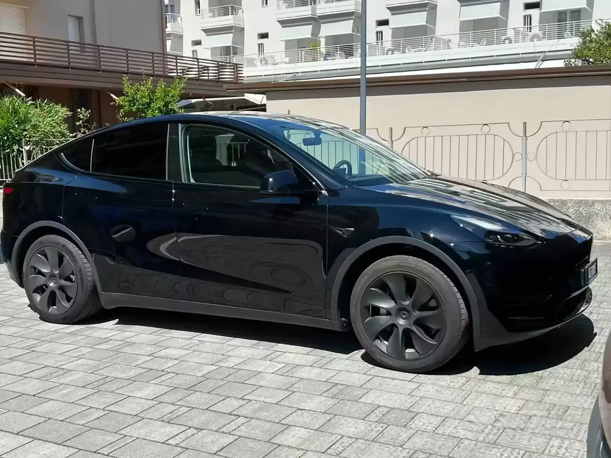 Usata Tesla Model Y 2024 SUV