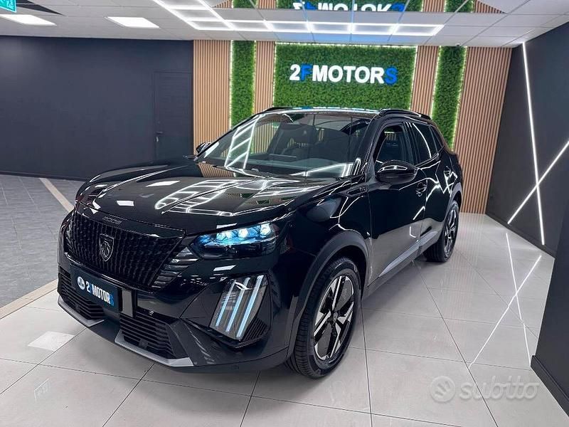 Nuova Peugeot 2008 GTi 145 CV (106 kW) 2025 Perla SUV