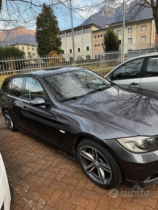 Usata BMW 320 163 CV (119 kW) 2007 Grigio Station wagon