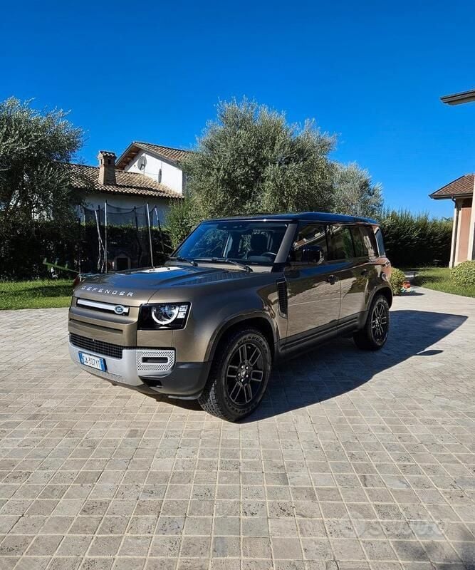 Usata 2021 Land Rover Defender SUV | 57.900 € (Super prezzo) - Immagine 1/4