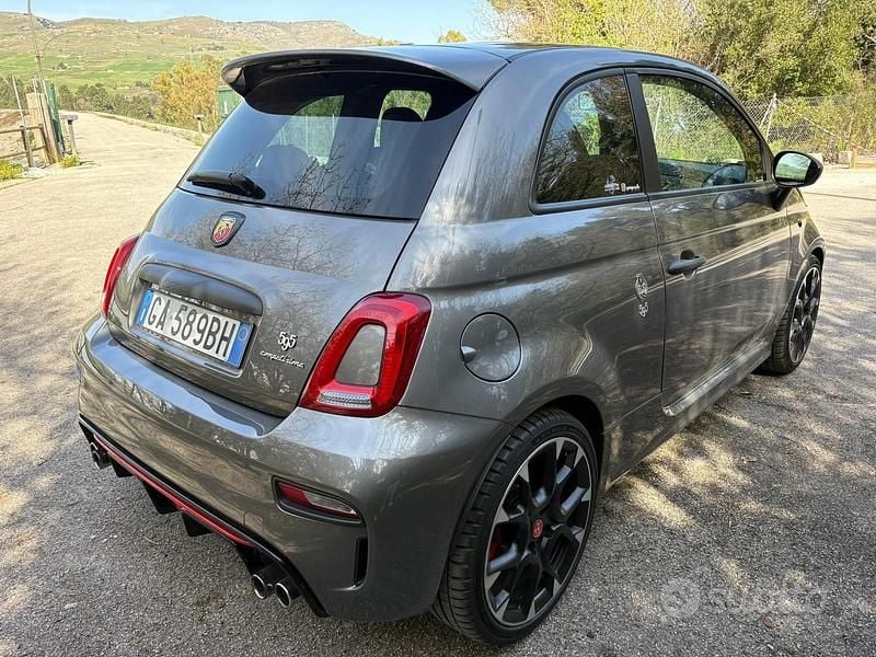Usata Abarth 595 70th Anniversary 181 CV (133 kW) 2020 Grigio Berlina