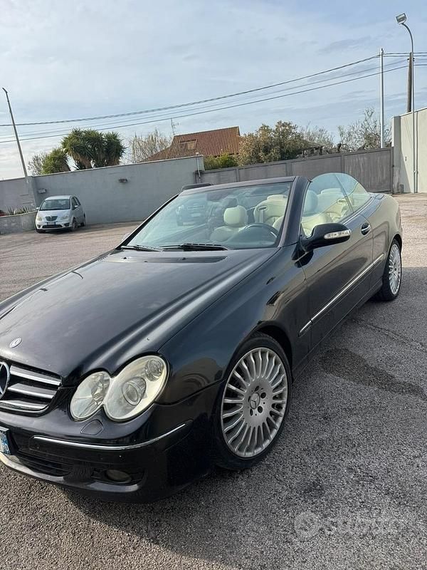 Usata Mercedes CLK320 2006 Nero Cabrio