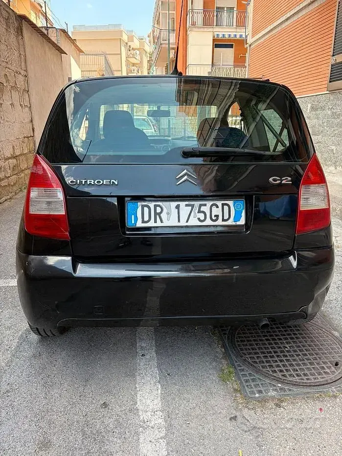 Usata Citroën C2 68 CV (50 kW) 2008 Nero Utilitaria