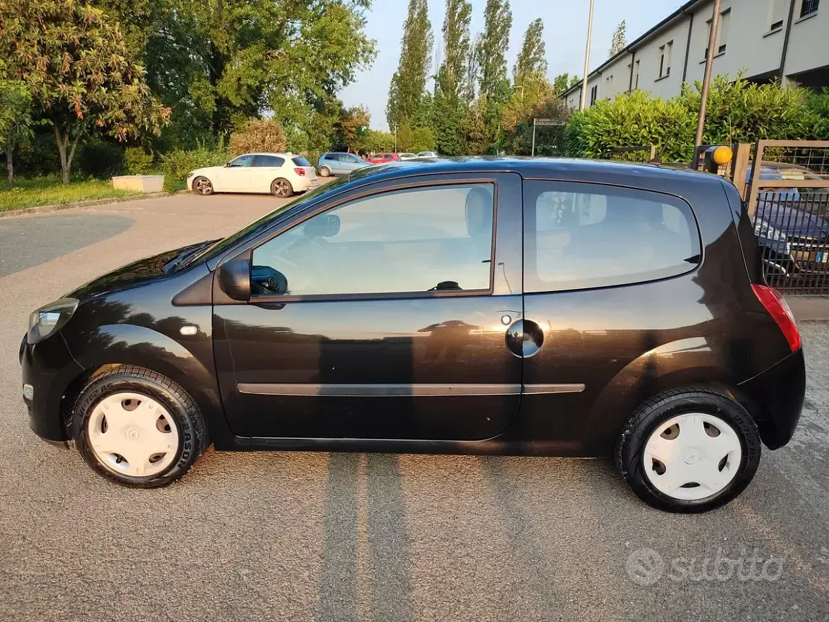 Usata Renault Twingo 75 CV (55 kW) 2013 Nero Utilitaria