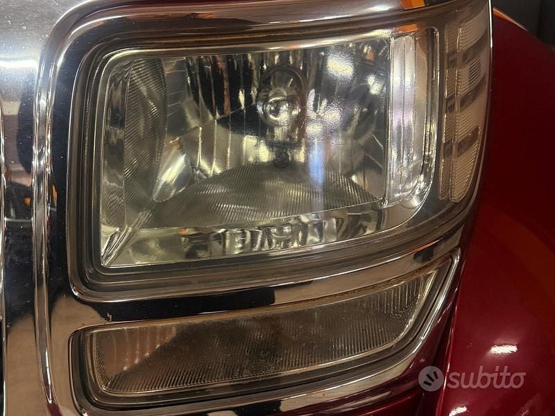 Usata Dodge Nitro 177 CV (130 kW) 2008 Rosso SUV