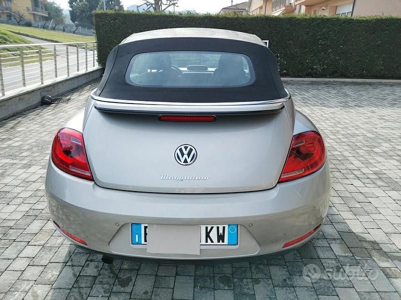 Usata VW Beetle Cabriolet 2015 Marrone Cabrio
