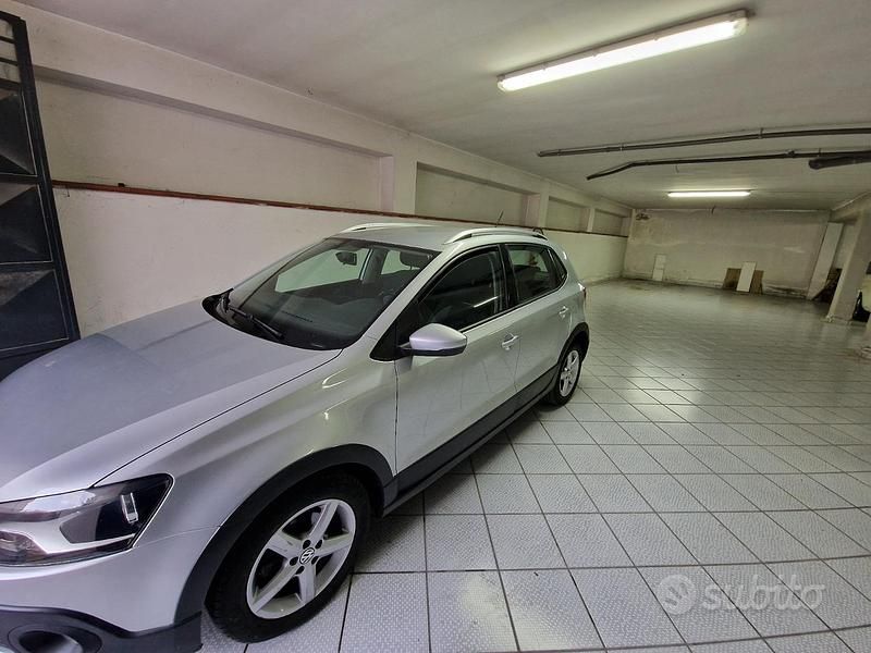 Occasion VW Polo Cross 90 ch (66 kW) 2015 Gris Citadine