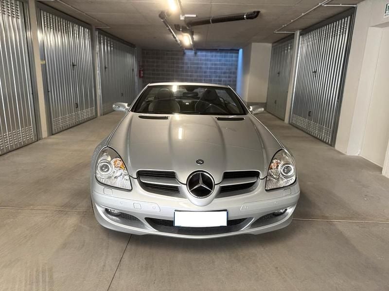 Usata Mercedes SLK200 163 CV (119 kW) 2006 Argento Cabrio