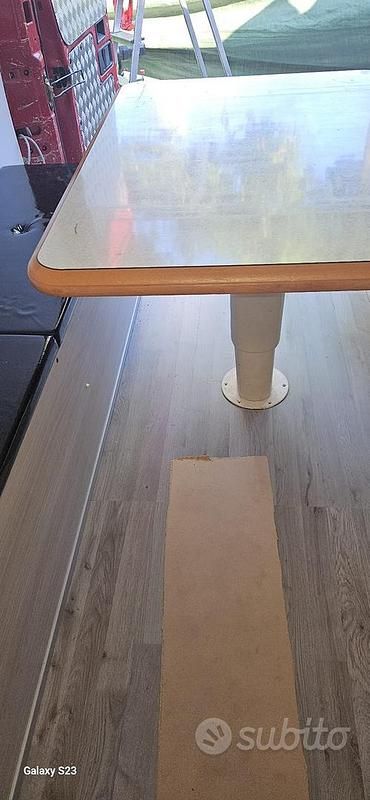 Rosso Usata 2005 Iveco Daily Tre volumi | 7000 € - Immagine 1/4