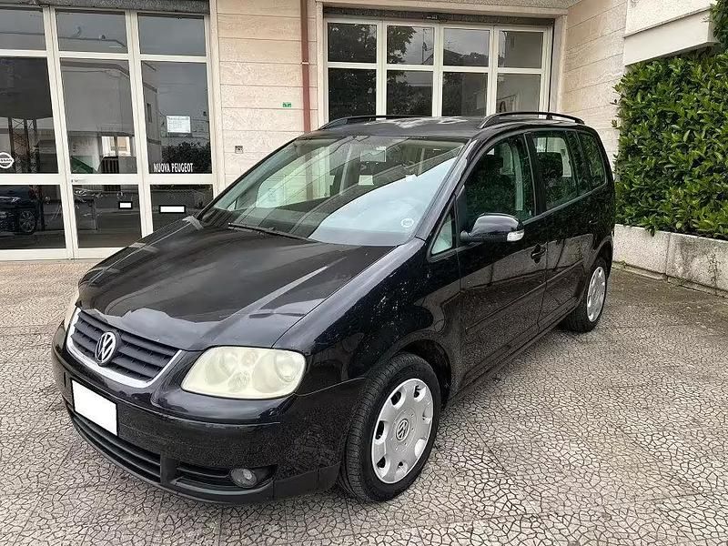 Usata VW Touran 101 CV (74 kW) 2004 Nero Monovolume