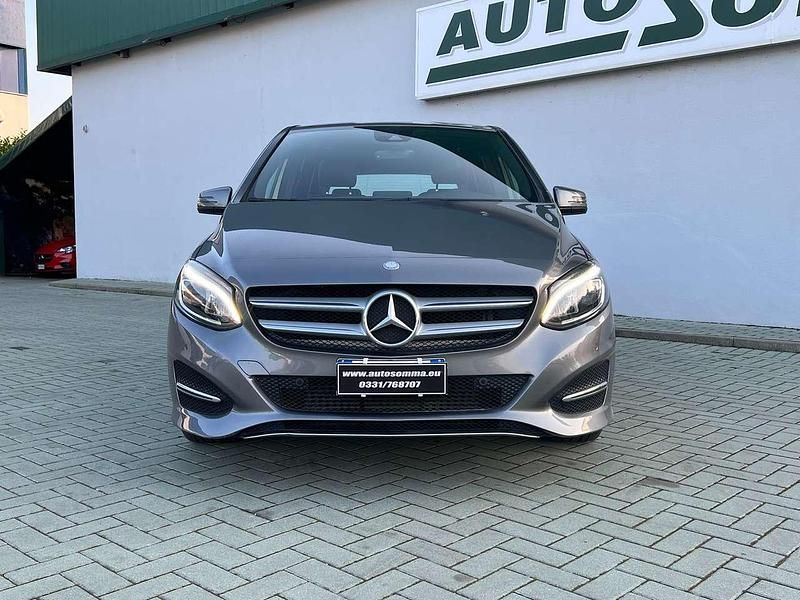 Usata Mercedes B180 109 CV (80 kW) 2016 Other Monovolume