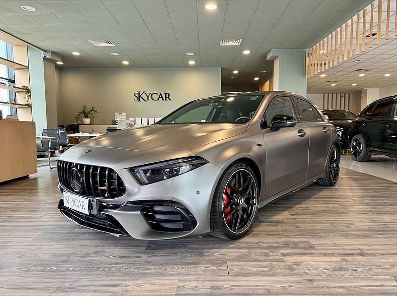 Grigio scuro Usata 2021 Mercedes A45 AMG AMG Tre volumi | 49.900 € (Cara) - Immagine 1/3