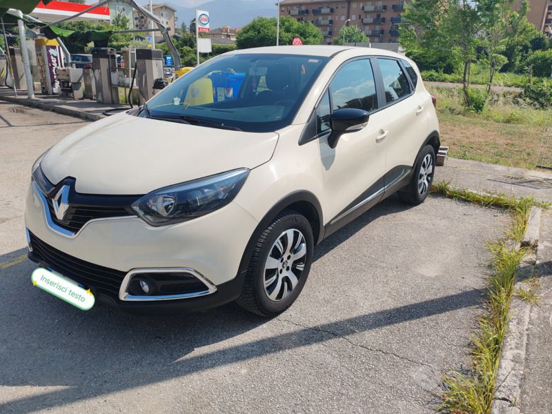 Usata Renault Captur 110 CV (80 kW) 2017 Bianco SUV