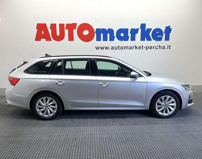 Usata Skoda Octavia Selection 150 CV (110 kW) 2024 Argento Station wagon