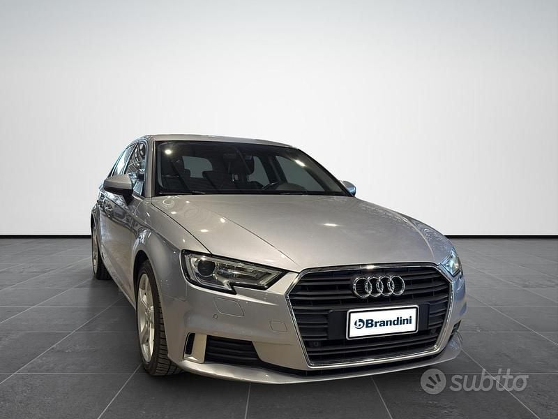Usata Audi A3 Sport 116 CV (85 kW) 2018 Grigio Berlina