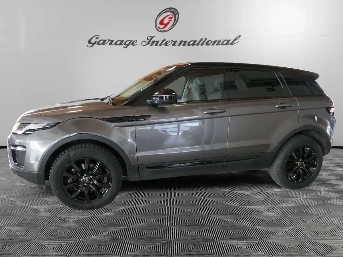 Usata Land Rover Range Rover evoque HSE Dynamic 179 CV (131 kW) 2018 Grigio SUV