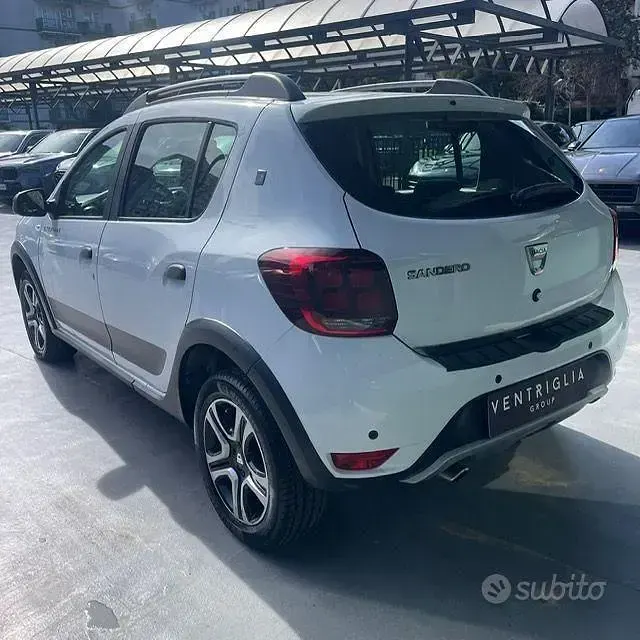 Usata Dacia Sandero Anniversary 100 CV (73 kW) 2020 Berlina
