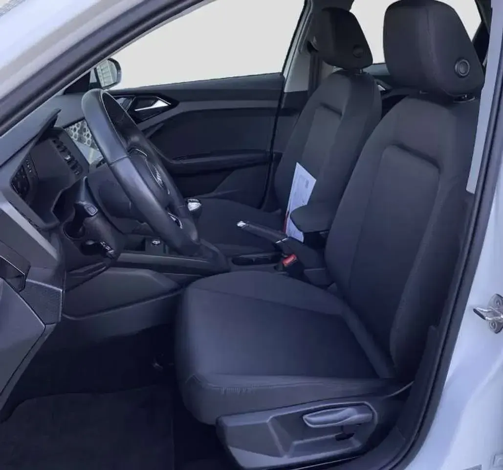 Usata Audi A1 Ambiente 95 CV (69 kW) 2023 Bianco SUV