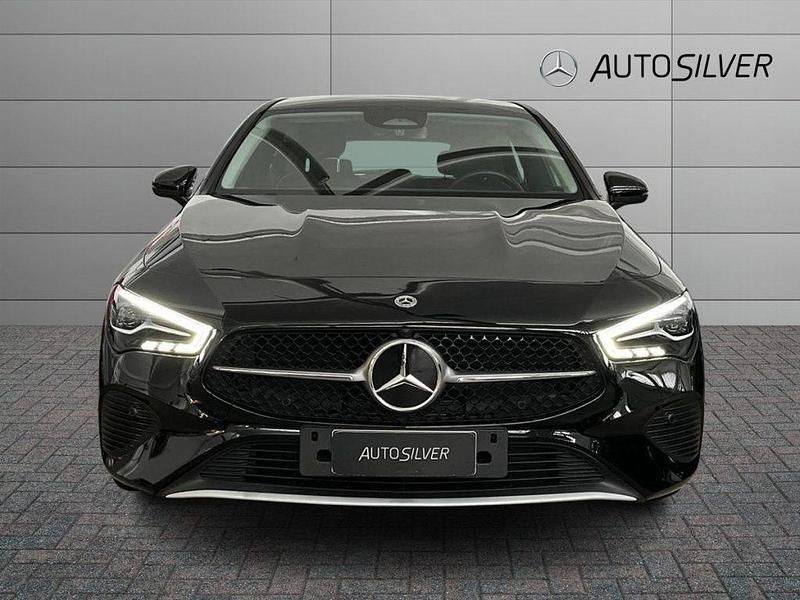 Usata Mercedes CLA180 Shooting Brake Advanced 116 CV (85 kW) 2025 Nero / pastello Station wagon